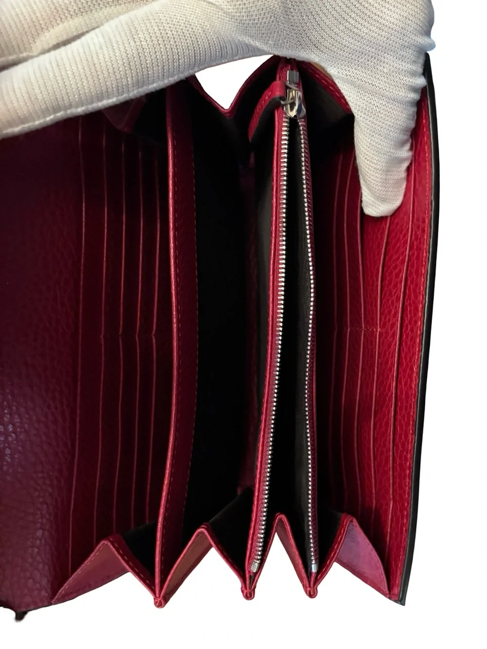 Gucci Dionysus Mini Chain Wallet in Red w/COA-Excellent Condition